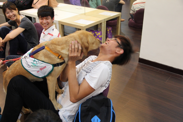 動物輔助治療講座與工作坊活動照片圖片