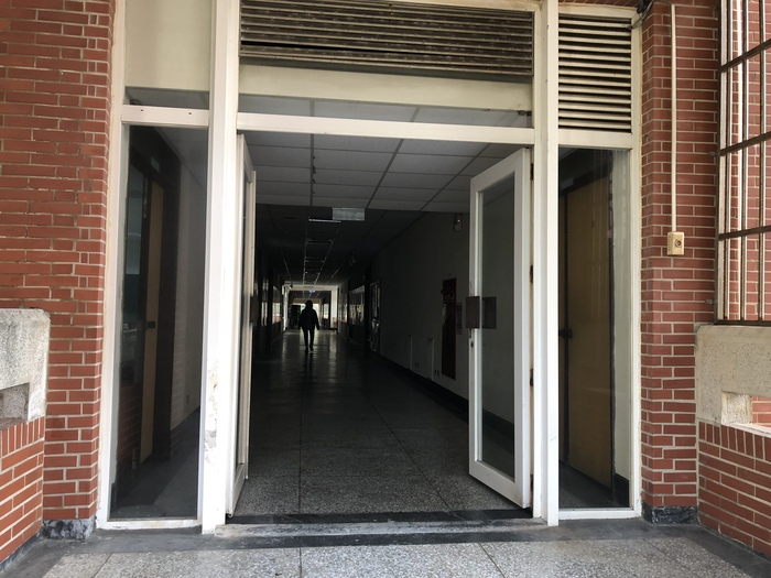 Connecting passage to the Building of Marine Resources (2F)圖片