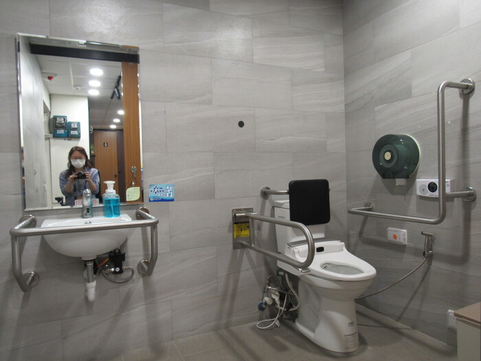 無障礙廁所(1-7樓)