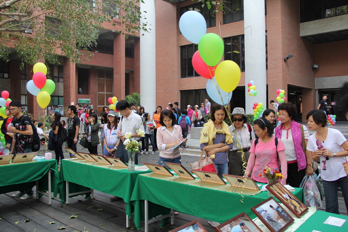 敬業的職人─2013年中山大學職涯攝影展圖片