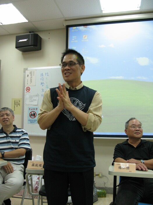 與人文主修男同學對話圖片